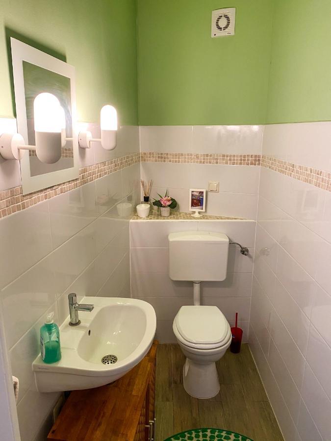 Villa Hanseart Luebeck - Privatzimmer In Zentraler Lage Eksteriør bilde